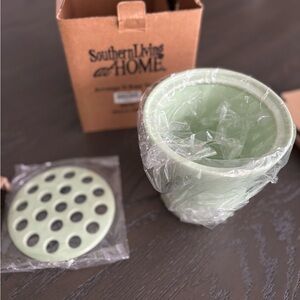 Southern Living Green Accent Vase